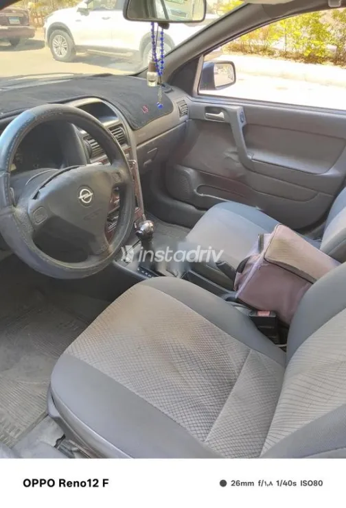 Opel Astra 2005 Gray Used for Sale - 3