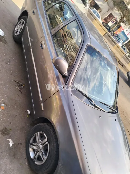 Hyundai Verna 2013 White Used for Sale - 2