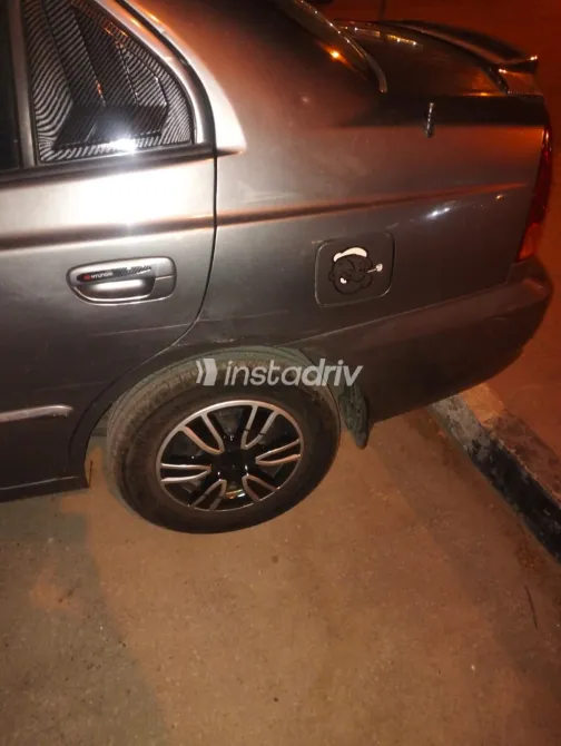 Hyundai Verna 2013 White Used for Sale - 3