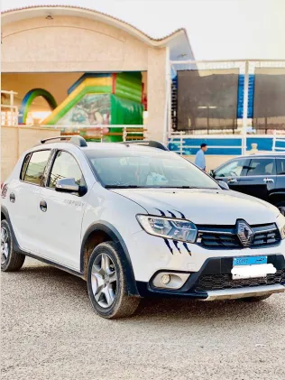 رينو سانديرو  ( ستيب  واى ) 2018 أبيض مستعملة للبيع