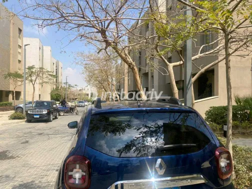 Renault Duster 2019 White Used for Sale - 3