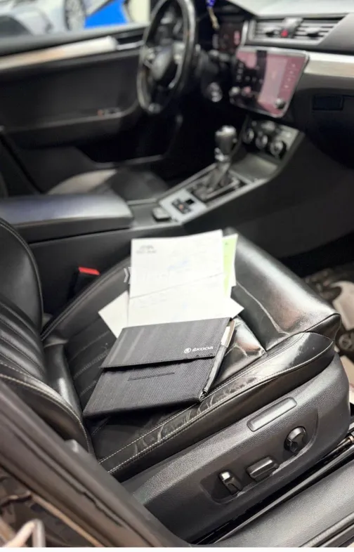 Skoda Superb 2022 White Used for Sale - 7