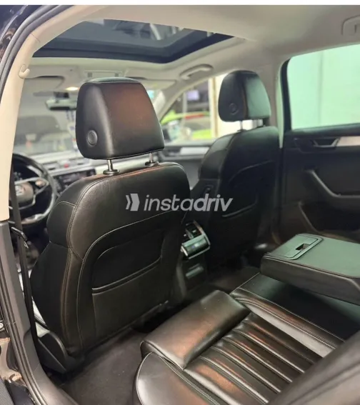 Skoda Superb 2022 White Used for Sale - 8