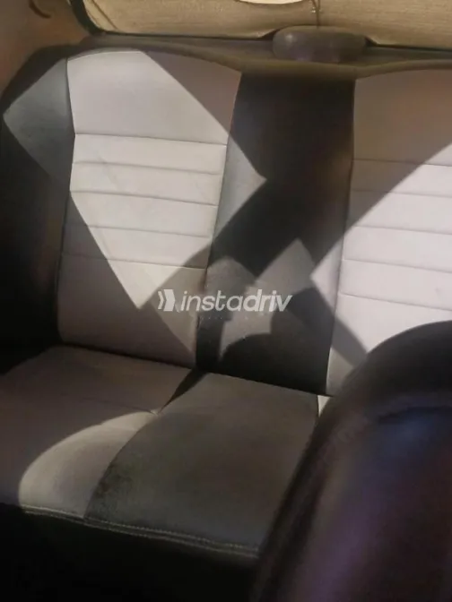 دايو لانوس 2000 أحمر مستعملة للبيع - 2