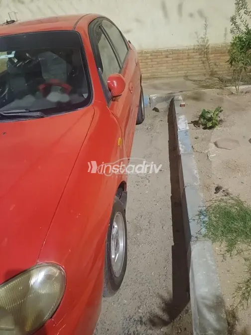 دايو لانوس 2000 أحمر مستعملة للبيع - 5