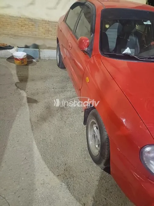 دايو لانوس 2000 أحمر مستعملة للبيع - 6