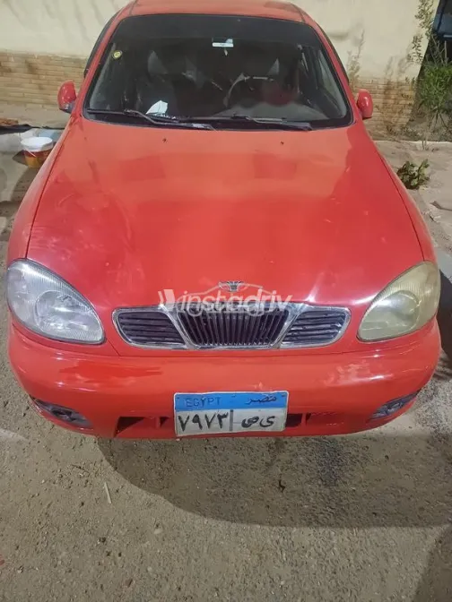 دايو لانوس 2000 أحمر مستعملة للبيع - 7