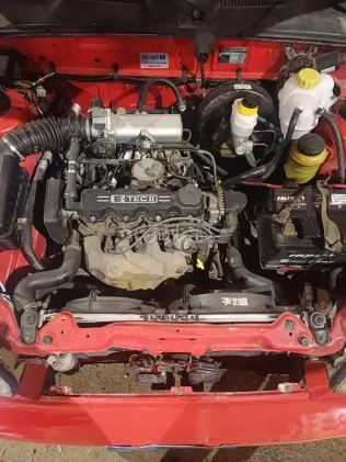 دايو لانوس 2000 أحمر مستعملة للبيع