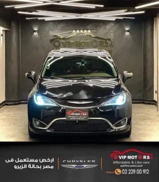 Chrysler Pacifica 2019 Black Used for Sale