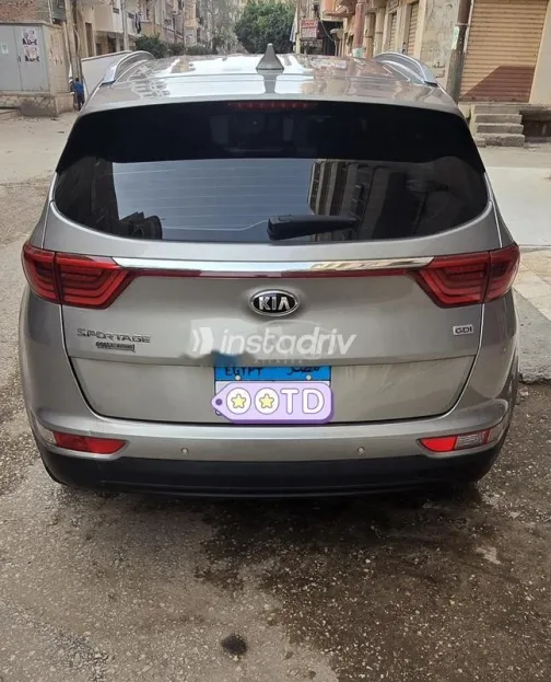 Kia Sportage 2017 Gold Used for Sale - 4