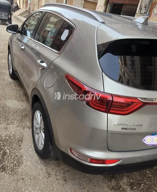 Kia Sportage 2017 Gold Used for Sale - 5