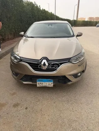 رينو ميجان 2019 أبيض مستعملة للبيع