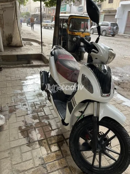 Renault Logan 2019 White Used for Sale - 8