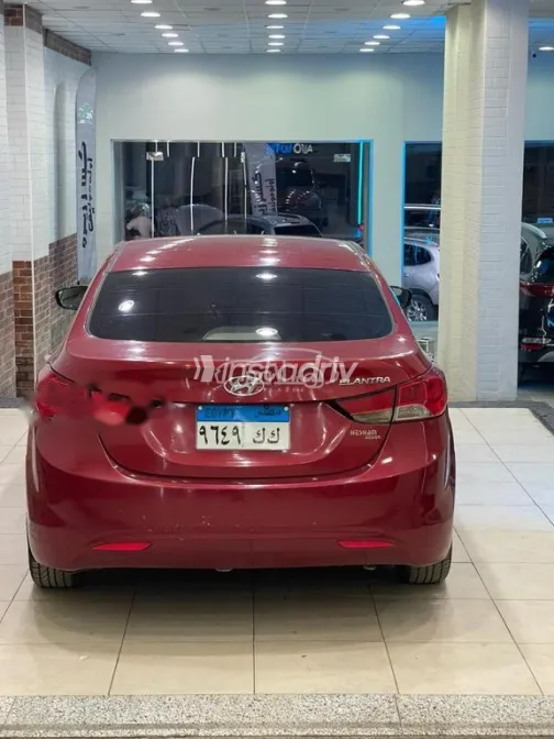 Hyundai Elantra 2013 Red Used for Sale - 4