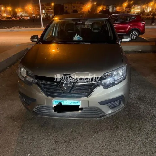 Renault Logan 2021 White Used for Sale - 4