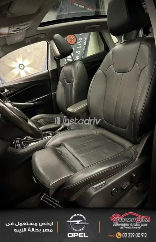 Opel Grandland 2019 Gray Used for Sale - 9