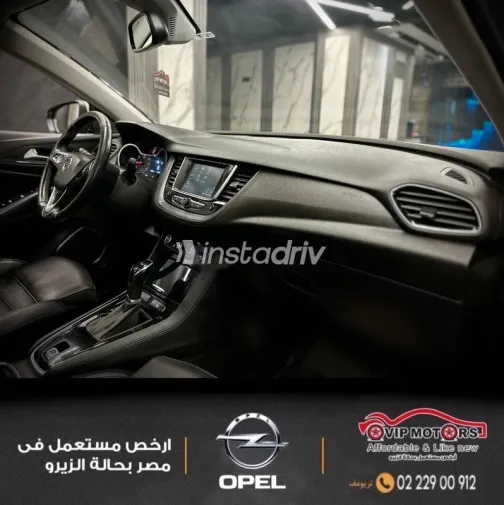 Opel Grandland 2019 Gray Used for Sale - 10