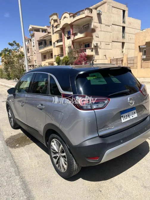 اوبل كروس لاند 2020 فضي مستعملة للبيع - 2