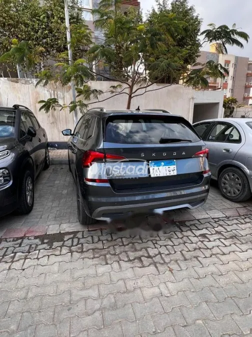 سكودا كاميك 2021 أبيض مستعملة للبيع - 3