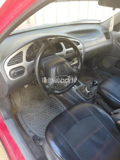 دايو لانوس 2 2002 أحمر مستعملة للبيع - 5