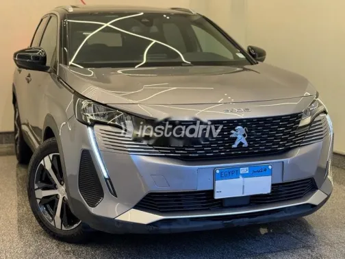 بيجو 3008 2023 فضي مستعملة للبيع - 2