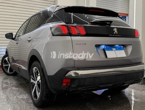 بيجو 3008 2023 فضي مستعملة للبيع - 4