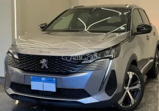 بيجو 3008 2023 فضي مستعملة للبيع