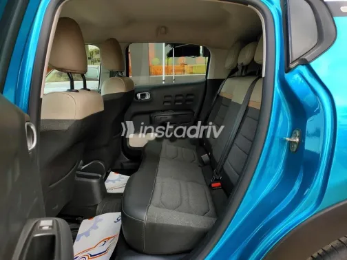 سيتروين C3 2022 أزرق غامق مستعملة للبيع - 6
