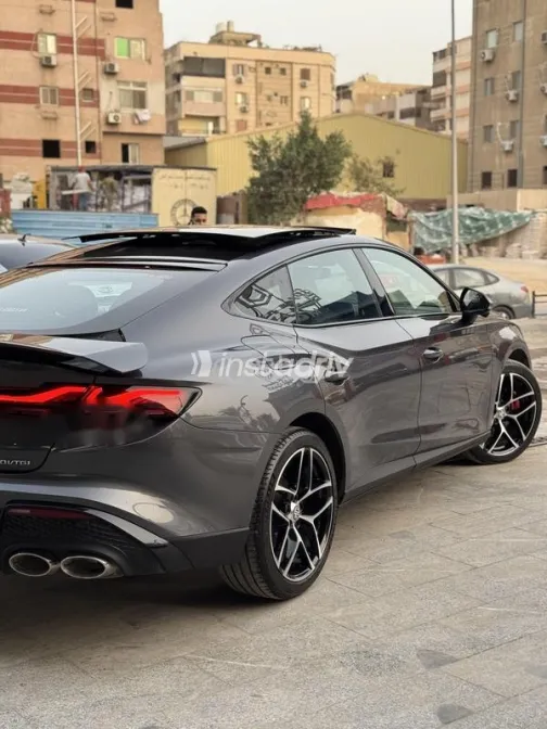 ام جى 7 2026 رمادي مستعملة للبيع - 5