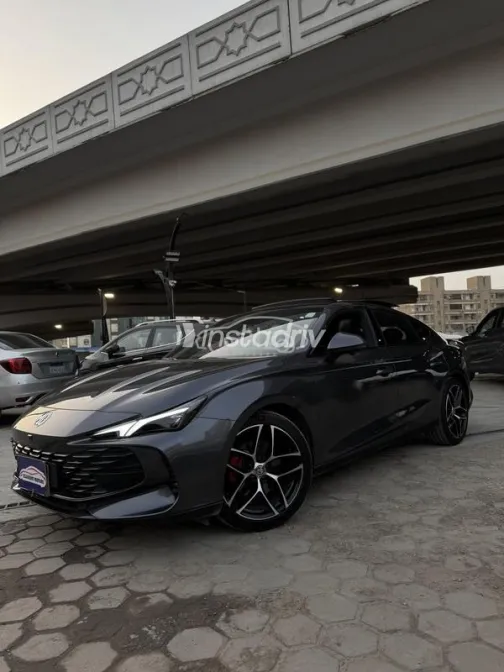 ام جى 7 2026 رمادي مستعملة للبيع - 9