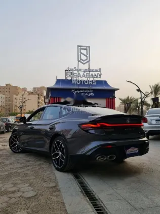 ام جى 7 2026 رمادي مستعملة للبيع