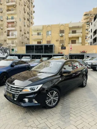 ام جى 5 2026 أسود مستعملة للبيع