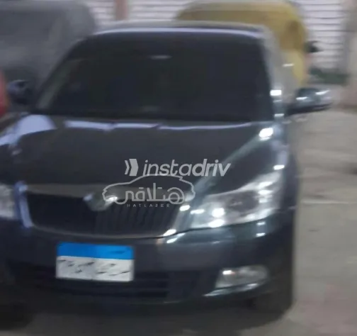 Skoda Octavia 2010 White Used for Sale - 1