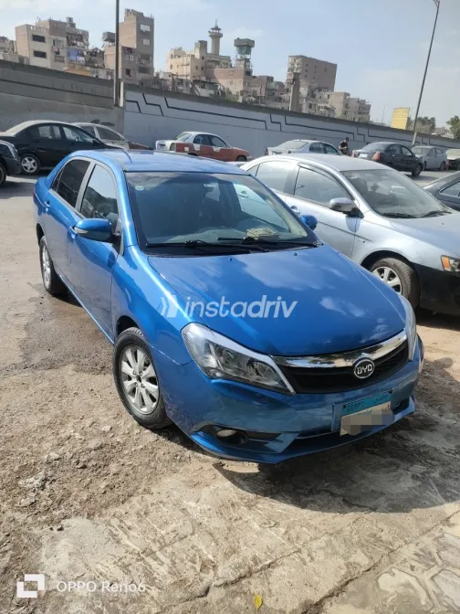 بى واى دى‬ F3 2025 أبيض مستعملة للبيع - 1