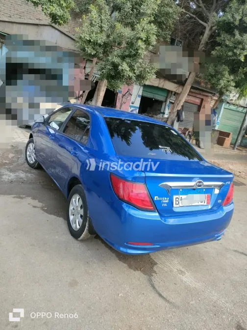 بى واى دى‬ F3 2025 أبيض مستعملة للبيع - 6