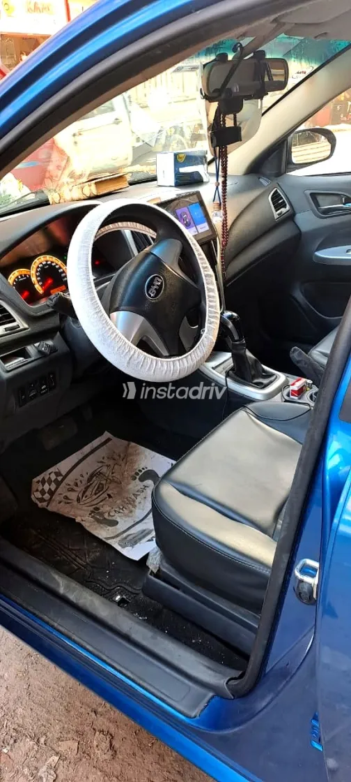 بى واى دى‬ F3 2025 أبيض مستعملة للبيع - 7