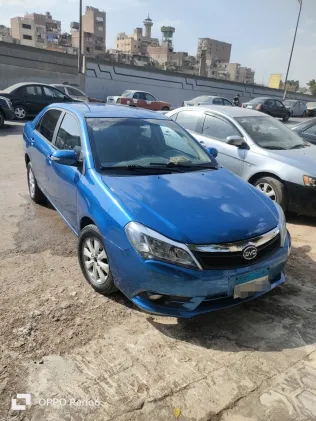 بى واى دى‬ F3 2025 أبيض مستعملة للبيع
