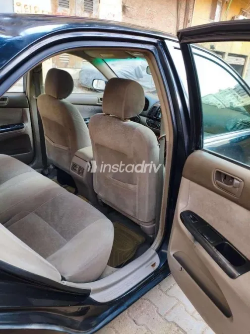 تويوتا كامري 2006 أسود مستعملة للبيع - 3