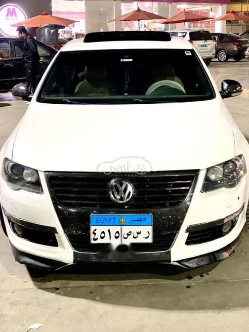 Volkswagen Passat 2009 White Used for Sale - 2