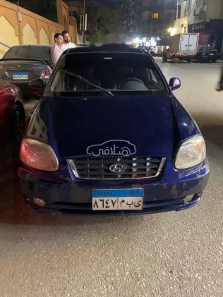 هيونداي فيرنا 2008 أزرق غامق مستعملة للبيع