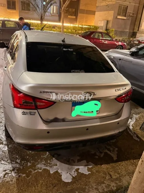 Chery Arrizo 5 2022 White Used for Sale - 3