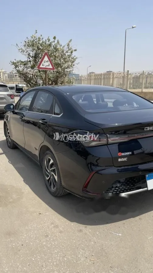 بايك يو 5 بلس 2025 أبيض مستعملة للبيع - 4