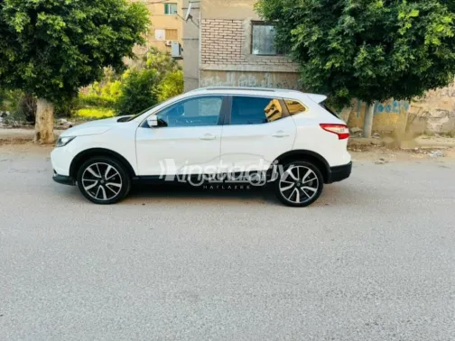 نيسان قشقاي 2016 أبيض مستعملة للبيع - 1