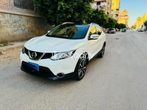 نيسان قشقاي 2016 أبيض مستعملة للبيع - 2