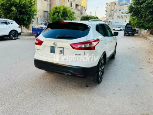 نيسان قشقاي 2016 أبيض مستعملة للبيع - 7