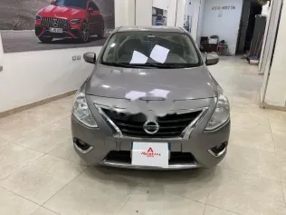 نيسان صنى 2022 أبيض مستعملة للبيع