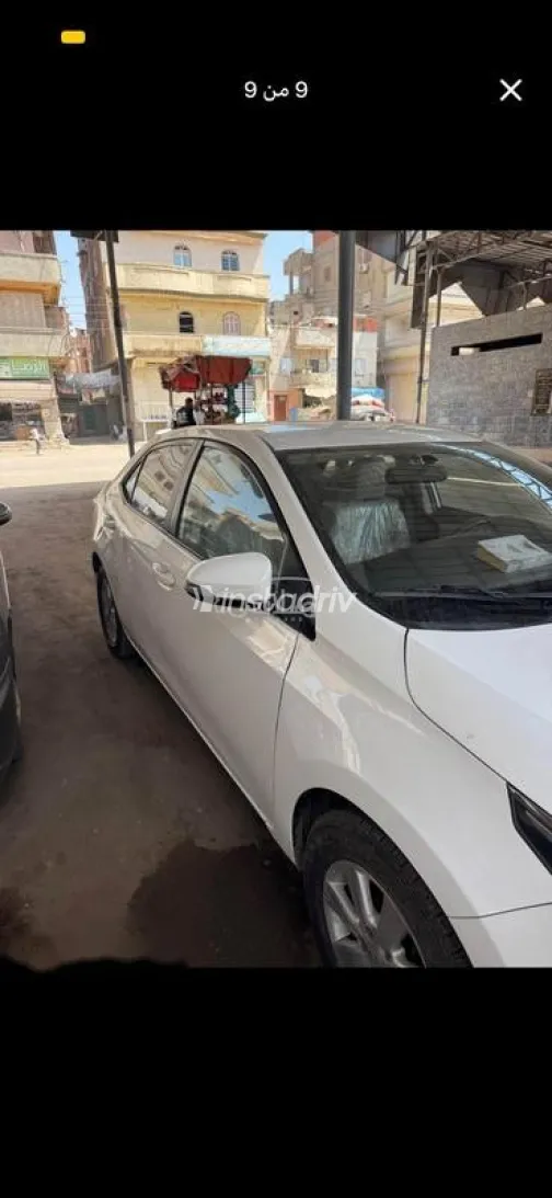 تويوتا كورولا 2016 أبيض مستعملة للبيع - 8