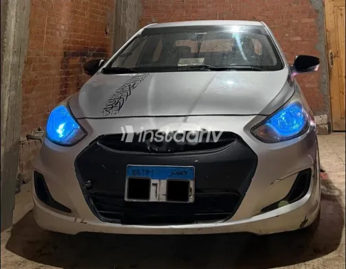 Hyundai Accent 2014 Silver Used for Sale - 3