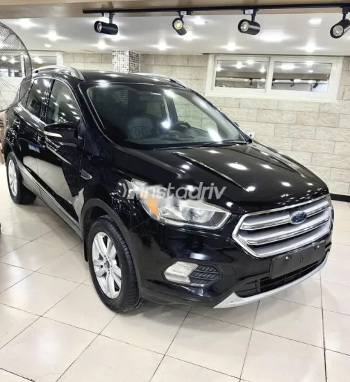 فورد كوجا 2017 أسود مستعملة للبيع - 3