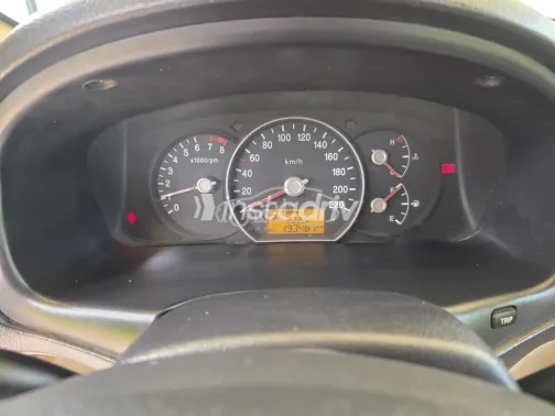 Kia Carens 2011 Silver Used for Sale - 5